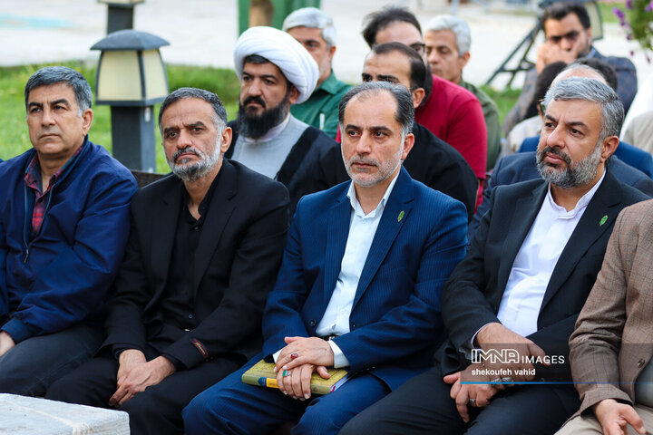 آیین افتتاح کانون خادمیاران رضوی مجموعه فرهنگی تخت فولاد