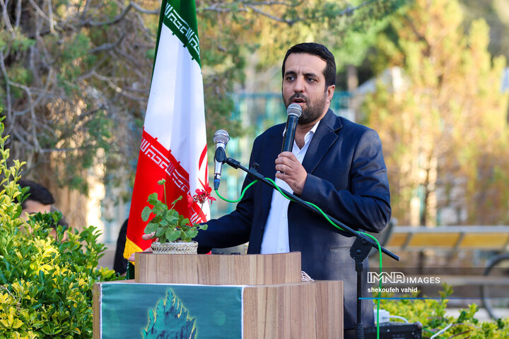 آیین افتتاح کانون خادمیاران رضوی مجموعه فرهنگی تخت فولاد