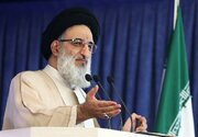مردم در برابر جنگ تمدنی استکبار هوشیار باشند