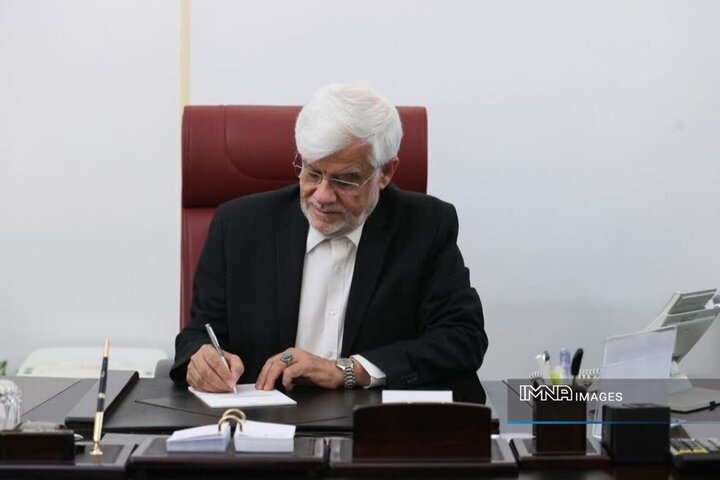 تعهد دولت، استیفای حق کارگر در میدان و دیپلماسی است
