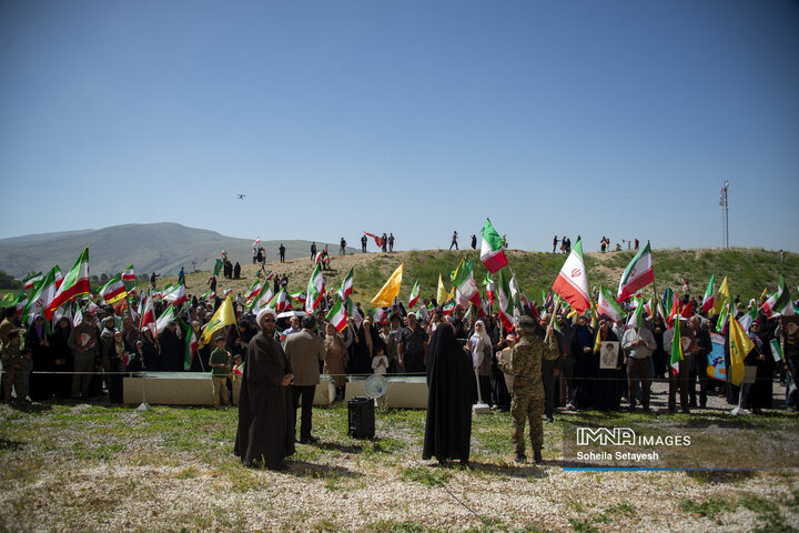 اهتراز پرچم ایران در میراث جهانی تخت جمشید و نقش رستم