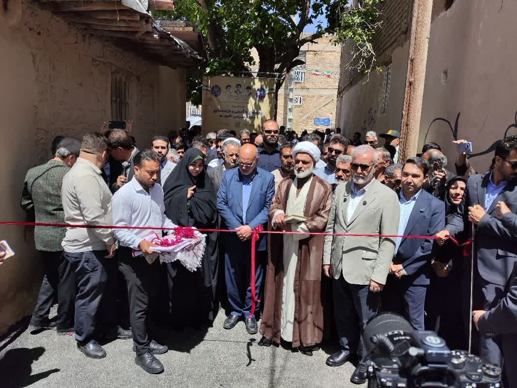 شیراز به کارگاه بزرگ سازندگی تبدیل شد/تبدیل محلات قدیمی گویم به قطب گردشگری