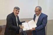 معلمان به‌عنوان چراغ‌های هدایت‌گر جامعه باید همواره مورد تکریم و احترام قرار گیرند