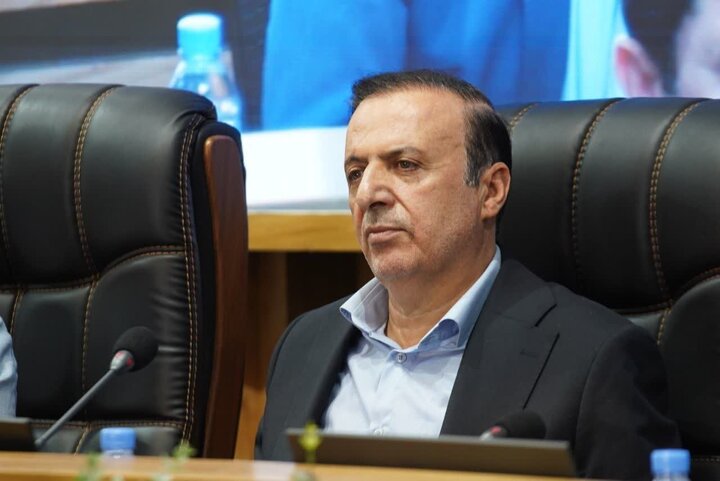 مدیران مسیر رشد و شکوفایی صنایع را هموار کنند