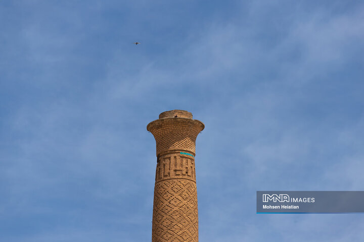 خط آسمان اصفهان