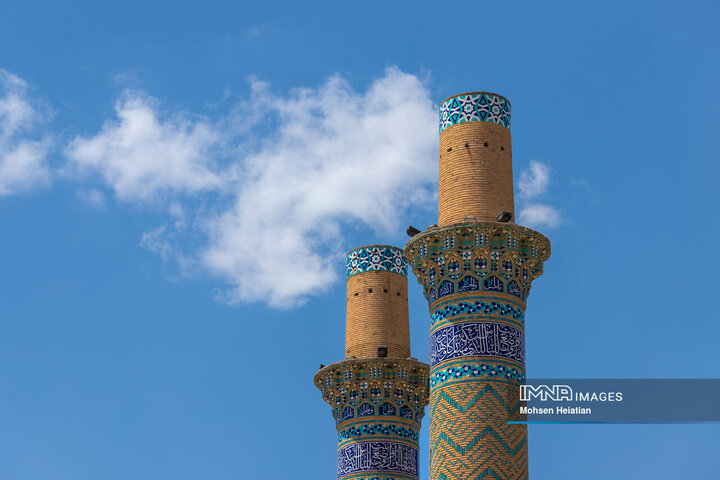 خط آسمان اصفهان