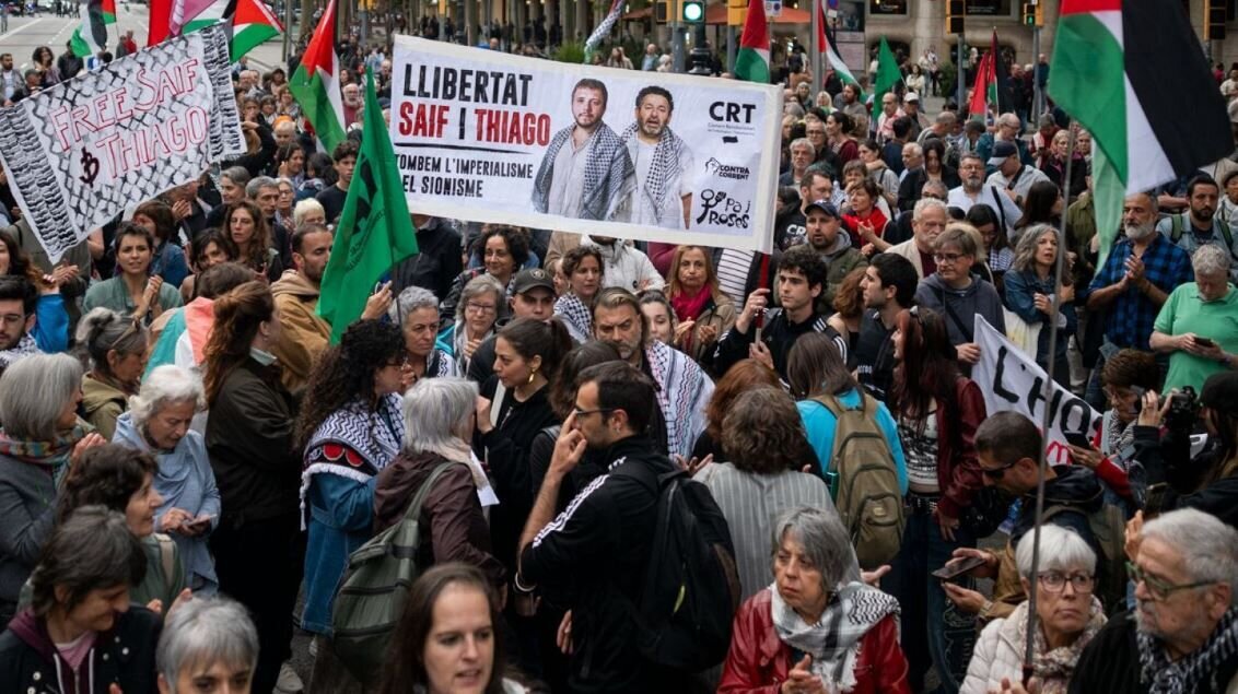 خروش اسپانیایی‌ها علیه بازداشت غیرقانونی فعالان «ناوگان صمود» توسط رژیم صهیونیستی