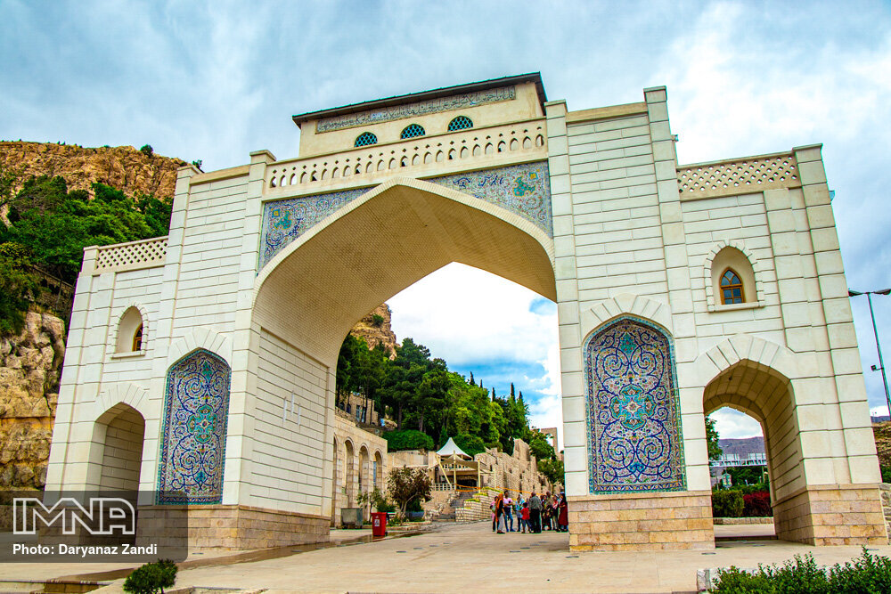 از حافظیه تا ارگ کریم خان؛ روایت شکوه شیراز در روز ملی