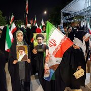 میدان‌داری مردم شهر مرزی تایباد برای وطن