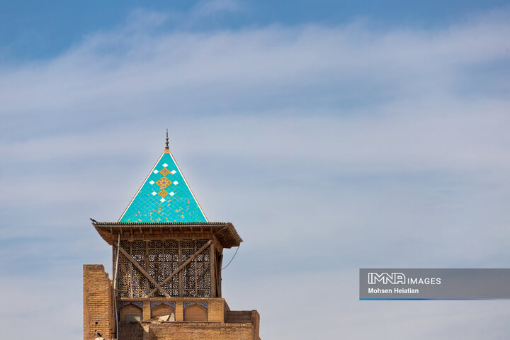خط آسمان اصفهان