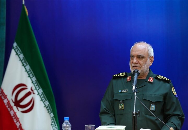 برگزاری مراسم چهلم شهید سرافراز مجید خادمی در حرم مطهر شاهچراغ (ع)