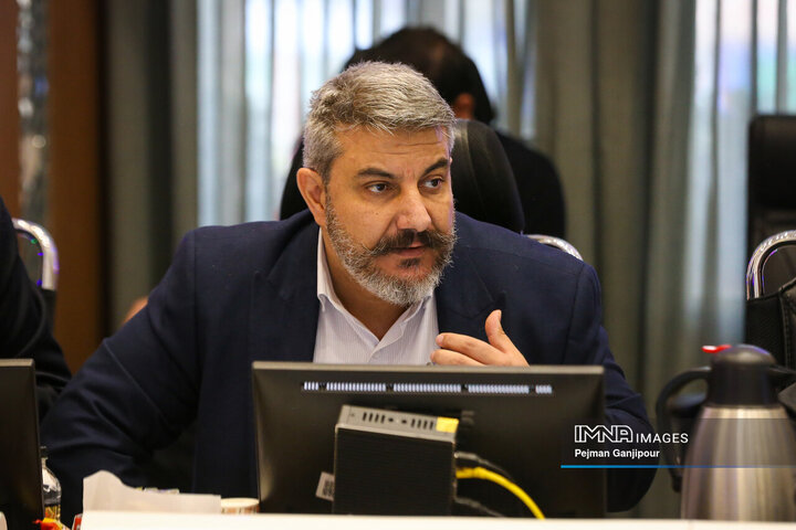 نشست مشترک کمیسیون امور داخلی کشور و شوراهای مجلس شورای اسلامی، استانداری، شورای اسلامی شهر و مدیریت شهری اصفهان
