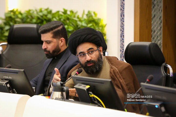 نشست مشترک کمیسیون امور داخلی کشور و شوراهای مجلس شورای اسلامی، استانداری، شورای اسلامی شهر و مدیریت شهری اصفهان