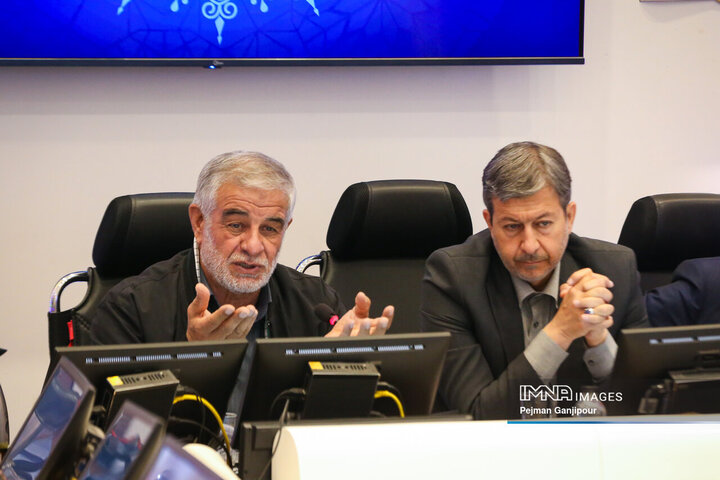 نشست مشترک کمیسیون امور داخلی کشور و شوراهای مجلس شورای اسلامی، استانداری، شورای اسلامی شهر و مدیریت شهری اصفهان