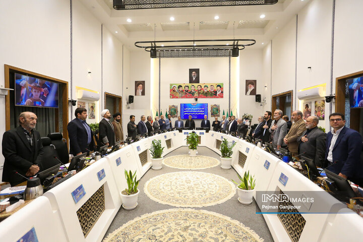 نشست مشترک کمیسیون امور داخلی کشور و شوراهای مجلس شورای اسلامی، استانداری، شورای اسلامی شهر و مدیریت شهری اصفهان