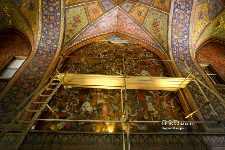 بازدید اعضای کمیسیون شوراهای مجلس از مناطق آسیب دیده جنگ رمضان