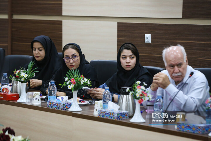 نشست خبری مدیرکل آموزش و پرورش استان اصفهان