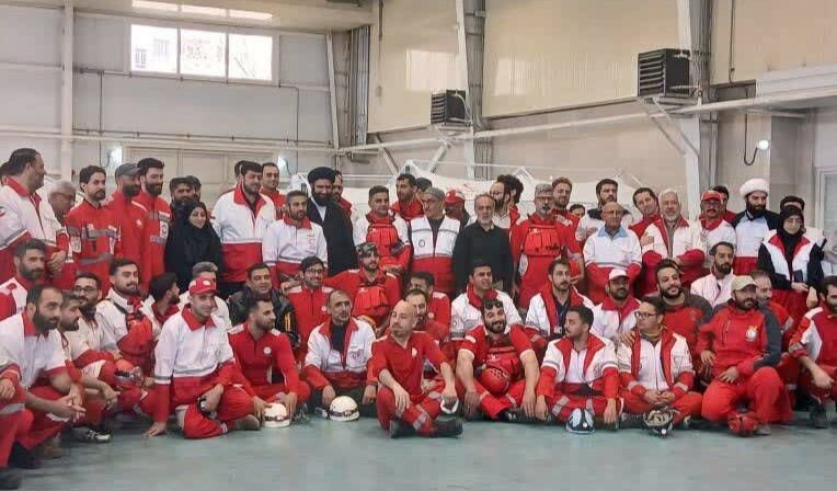جست‌وجوی زندگی در میان آوار