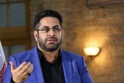 با سلاح قلم در کنار رزمندگان سلحشور می‌مانیم