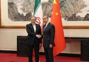گزارش عراقچی از سفر به چین/ قدردانی ایران از پیشنهاد چهاربندی پکن برای صلح در منطقه