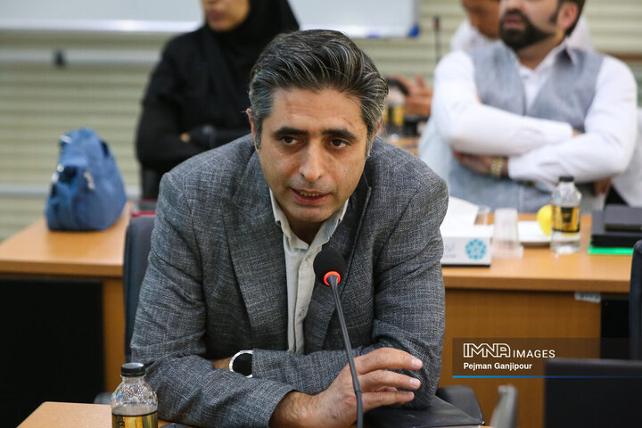 نشست هم‌اندیشی مدیریت شهری اصفهان و شهرک علمی و تحقیقاتی