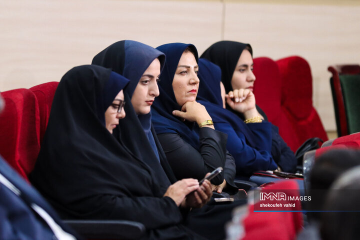 اختتامیه سومین دوره جایزه معلم فداکار استان اصفهان