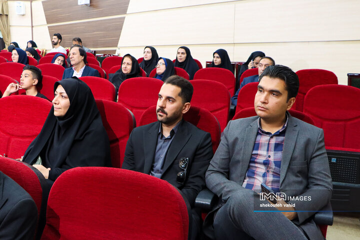 اختتامیه سومین دوره جایزه معلم فداکار استان اصفهان