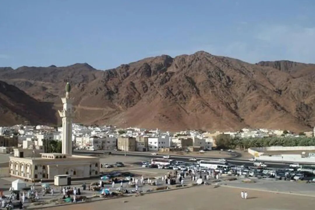 مدینه و اماکن منوره