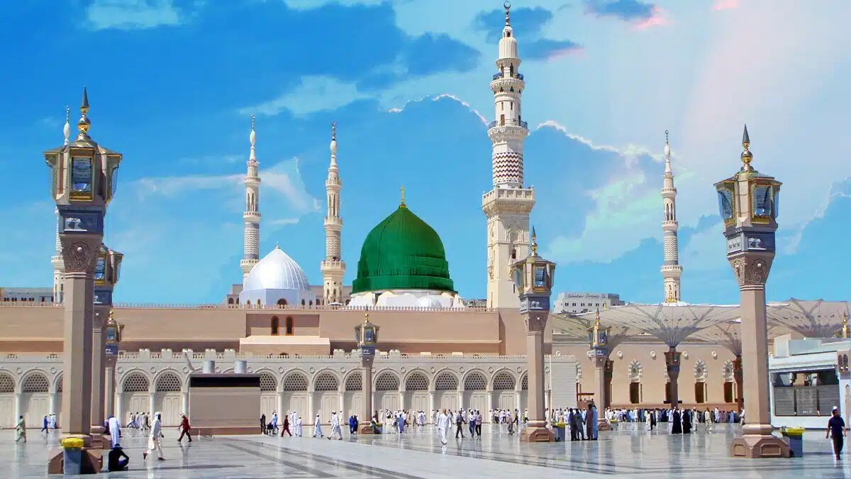 محمد(ص)؛ پیامبری که در اوج قدرت، بنده خدا و پناه مردم ماند