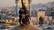 پرچم گنبد منور رضوی سیاه‌پوش شد