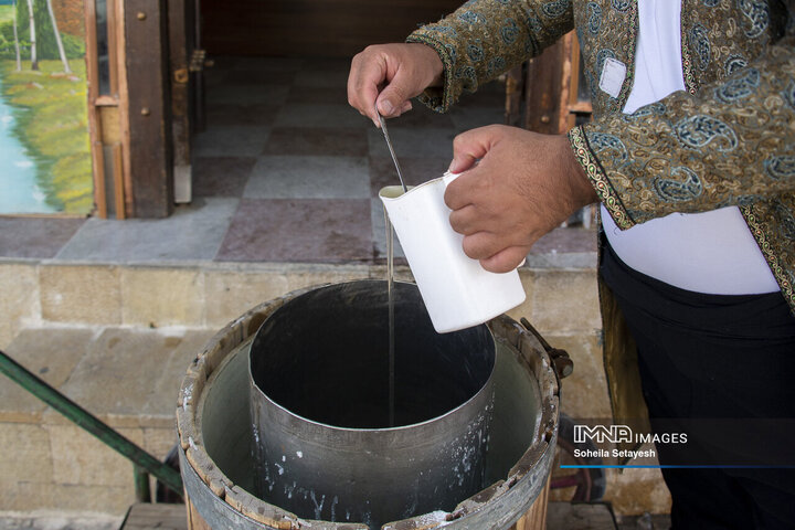 فالوده شیرازی از هنرِ رشته‌ریزی تا طعمِ اصیل در قلب شیراز
