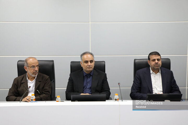 نشست غیرعلنی و برخط مجلس شورای اسلامی