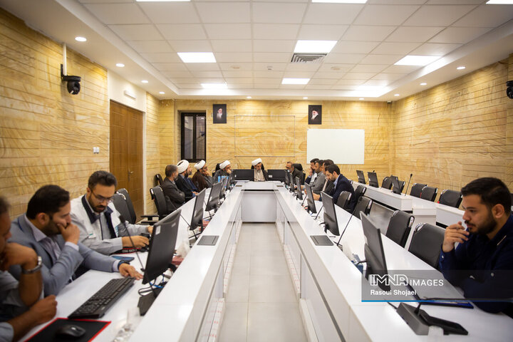 جلسه ستاد بحران شهرداری