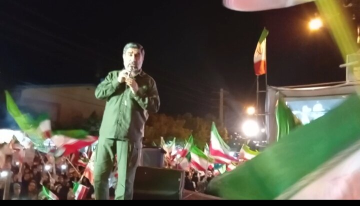 مداحی حماسی حاج مهدی سلحشور در جمع مردم یاسوج