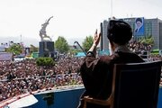 سفر رهبر شهید به کردستان، موجب تغییر نگاه امنیتی به فرهنگی شد