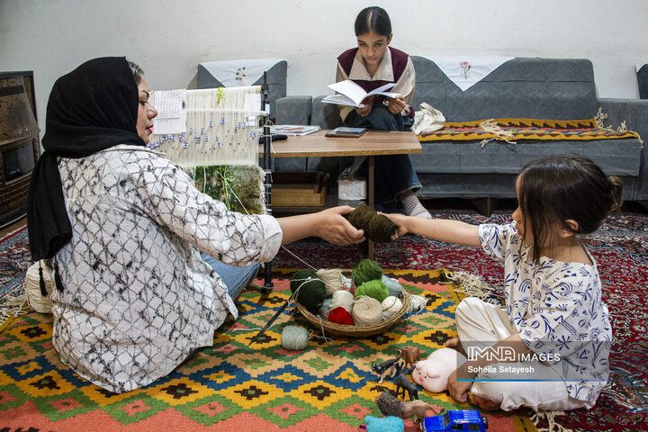 کارآفرینی با نقش و نخ