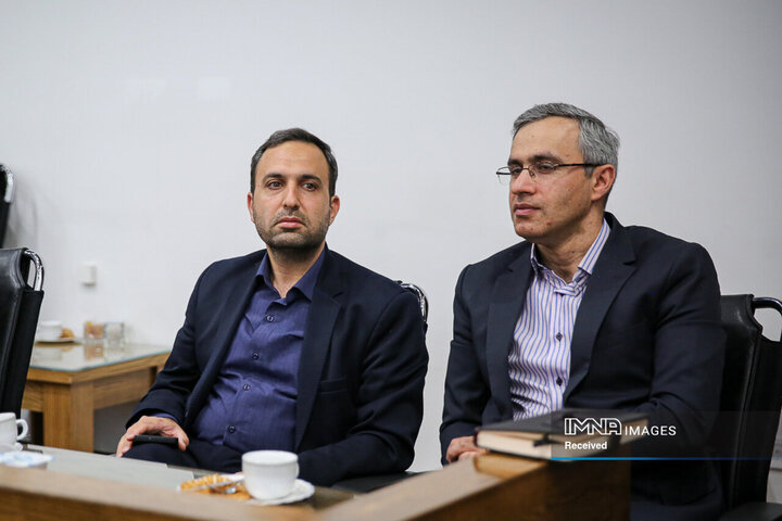 نشست بررسی مطالعات جامع حمل‌ونقل شهر اصفهان