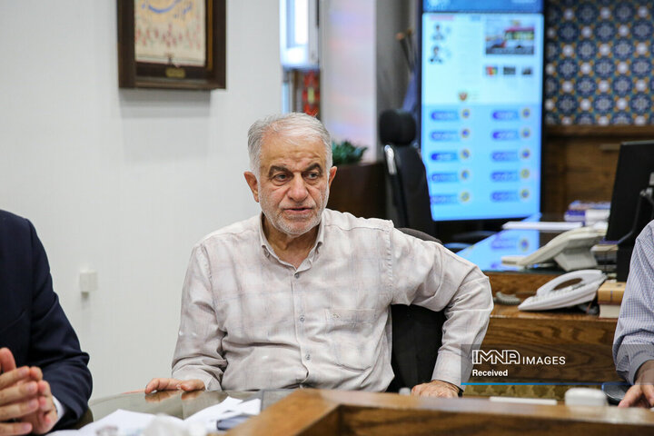 نشست بررسی مطالعات جامع حمل‌ونقل شهر اصفهان