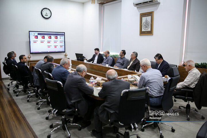 نشست بررسی مطالعات جامع حمل‌ونقل شهر اصفهان