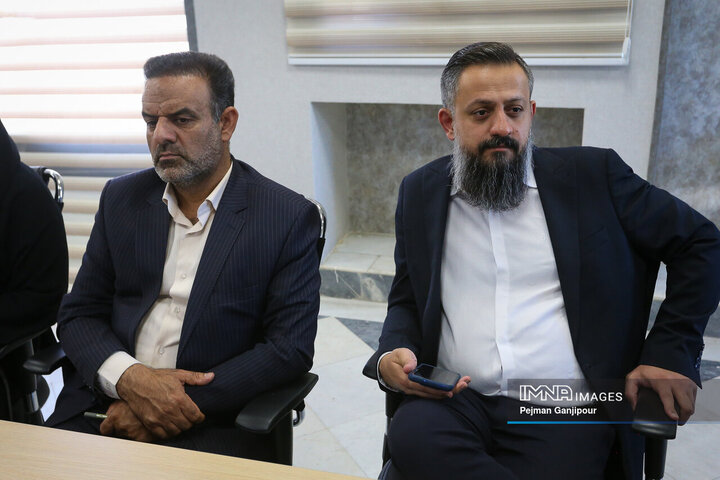 جلسه ستاد حمایت از خانواده و جوانی جمعیت استان اصفهان