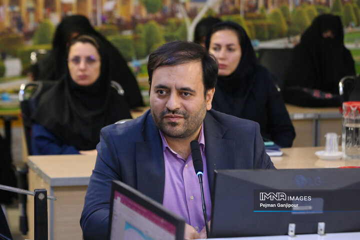 جلسه ستاد حمایت از خانواده و جوانی جمعیت استان اصفهان