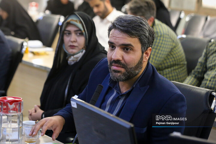 جلسه ستاد حمایت از خانواده و جوانی جمعیت استان اصفهان