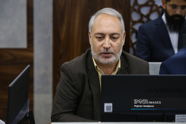 سازمان تاکسیرانی اصفهان طی ۴ سال گذشته در کشور مطرح شد