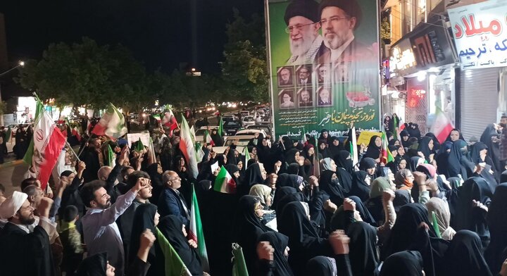 مردم گناباد همچنان پرشور در خیابان هستند