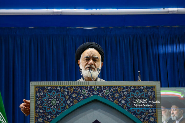 نماز عبادی سیاسی جمعه اصفهان