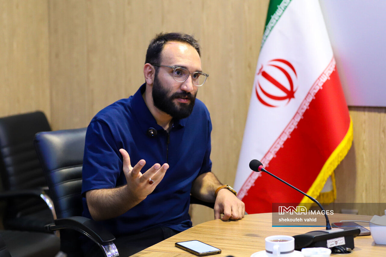 شاهنامه «قرآن عجم» است/ باید با روایت، زبان بی‌زبان‌ها شویم