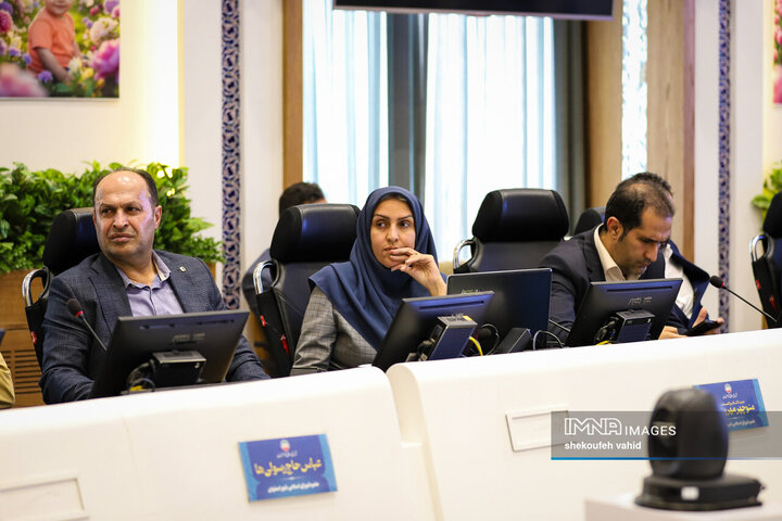 جلسه شهردار اصفهان و انبوه سازان