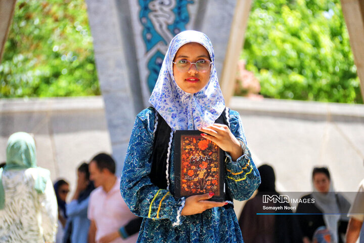 زادروز حکیم نیشابور ; بزرگداشت خیام