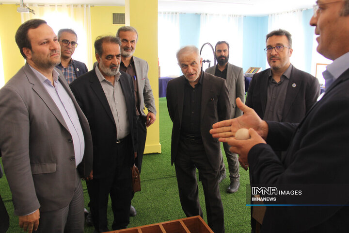 حضور اعضای شورای شهر اصفهان در دانشگاه آزاد نجف‌آباد