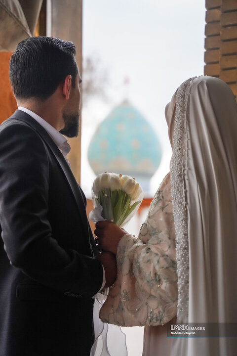 پیوند آسمانی ۳۲ زوج جوان در حرم شاهچراغ